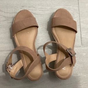 Wedge Sandal Francesca Beige tan Suede size 6